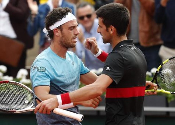 El italiano Marco Cecchinato despide a Djokovic en Roland Garros