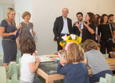 Reggio Emilia – Il Sindaco Luca Vecchi inaugura l’anno scolastico dalla scuola dell’infanzia