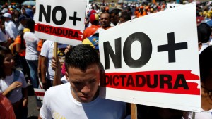 Matteo Renzi (PD):Venezuela &quot;Non giriamoci dall&#039;altra parte&quot;
