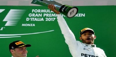 F1, Hamilton trionfa a Monza: è in testa al Mondiale.  terzo