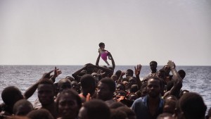 Migranti: Francia e Spagna: porti chiusi