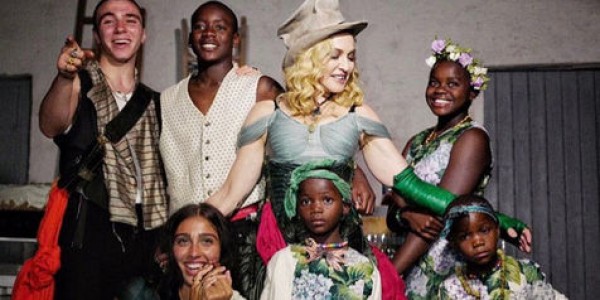 Madonna y una foto junto a sus seis hijos