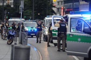 Monaco di Baviera, attacco terroristico in centro commerciale: almeno 6 morti