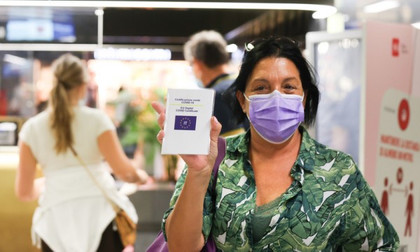Via libera del governo alll&#039;obbligo del Green pass per i lavoratori della scuola, dell&#039;università e delle Rsa