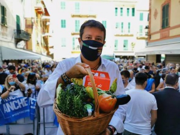 Salvini: &#039;Mes? preferirei avere soldi da risparmiatori italiani&#039;. Pd e Iv all&#039;attacco