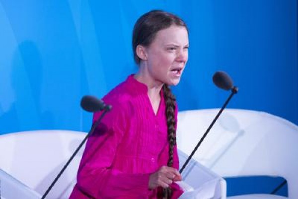 Greta all&#039;Onu: &quot;Rischiamo estinzione e voi parlate di denaro&quot; Donald Trump si è presentato a sorpresa
