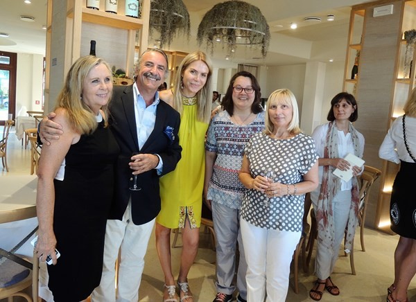 In fuga dall’Italia, ricerca di Raffaella Quieti Cartledge sul successo di abruzzesi nel mondo