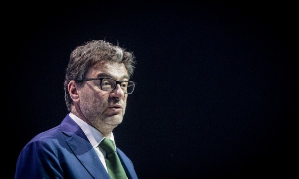 Giorgetti: &quot;Con il Superbonus droghiamo l&#039;edilizia senza aiutare le imprese&quot;