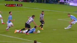 Dybala falla un penalti en el 96 y su Juventus cae 1-2 en casa ante el Lazio