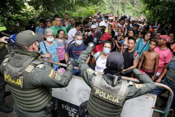 &quot;Nadie sale, nadie entra&quot; de Venezuela Militarizado este y oeste de Caracas. Endurecen controles