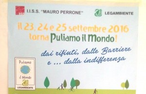 Castellaneta (Taranto) - Con Puliamo il mondo l&#039;istituto Perrone si fa scuola verde e bella, non solo buona