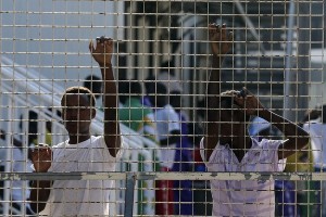Migranti, Minniti -  «Nuovi Cie non avranno nulla a che fare con il passato»