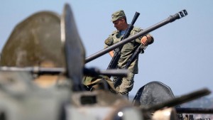 Ukraine puts border troops on full alert