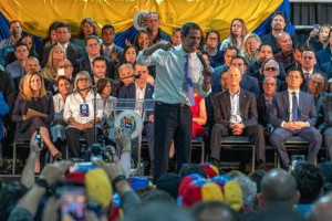Venezuela: Guaidò,presto torno in patria &#039;Esiste una sola opzione: libere elezioni&#039;