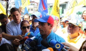 Capriles: Lo que hace el TSJ es agravar más la situación en el país &quot;la respuesta debe ser la toma de Venezuela”