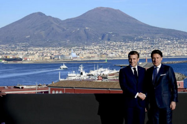 Conte y Macron, juntos contra la epidemia &quot;Se necesita flexibilidad y respuestas europeas&quot;, coincidieron