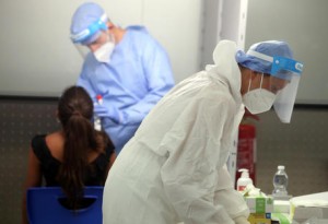 Coronavirus in Italia, crescono ancora i nuovi casi: 845. Sei morti : prosegue aumento contagi, mai così alto dal lockdown