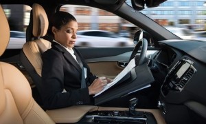 Los coches autónomos arrancan en Estados Unidos con el apoyo de Obama