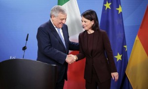 Antonio Tajani e Annalena Baerbock