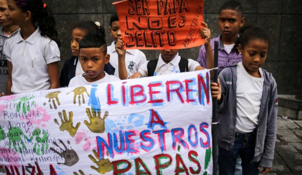 En Venezuela denuncian detención de seis militares tras visita de Bachelet