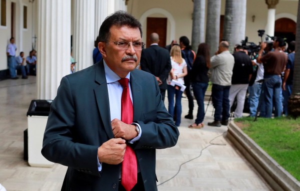 El diputado del Partido Socialista Unido (PSUV), Germán Ferrer esposo de Luisa Ortega Díaz
