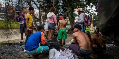 Las calles de Caracas están llenas de menores de edad que corren, se ríen, se bañan en ríos sucios, buscan comida en la basura y también consumen drogas