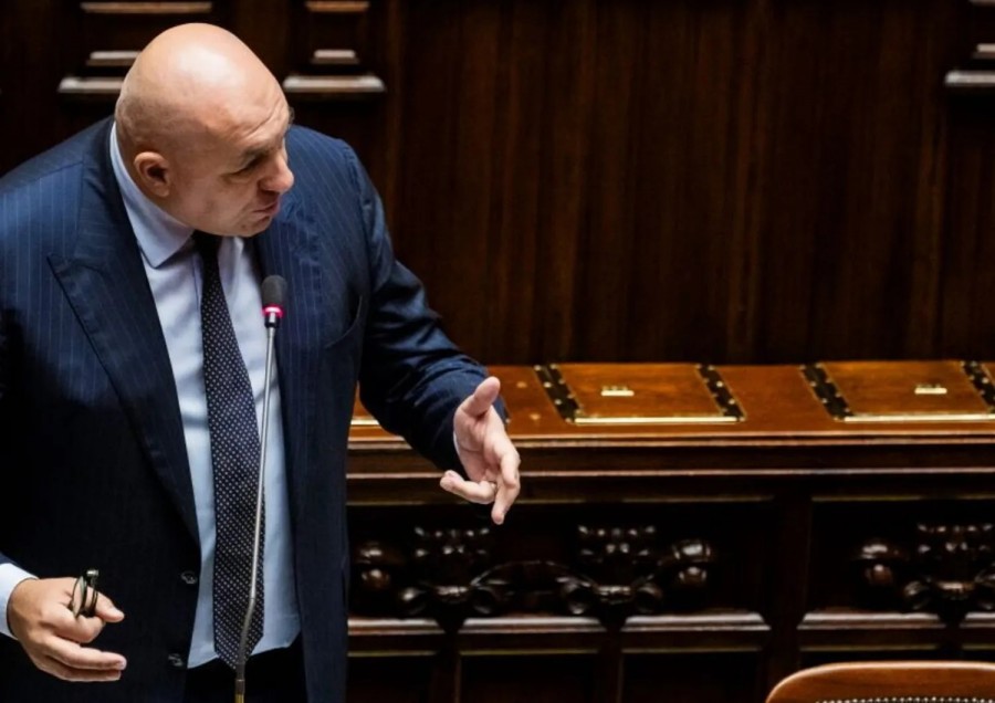 Il ministro della Difesa, Guido Crosetto