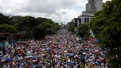 Unidad convoca a mega protesta el 12 de octubre para exigir revocatorio en 2016