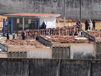 Sommossa in carcere Brasile, 26 le vittime, diverse decapitate Mons. Vieira: “È urgente affrontare i problemi&quot;