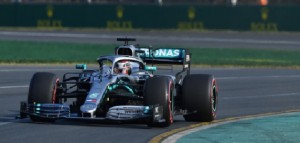 F.1: Hamilton parte in pole nel Gp Australia, Vettel terzo