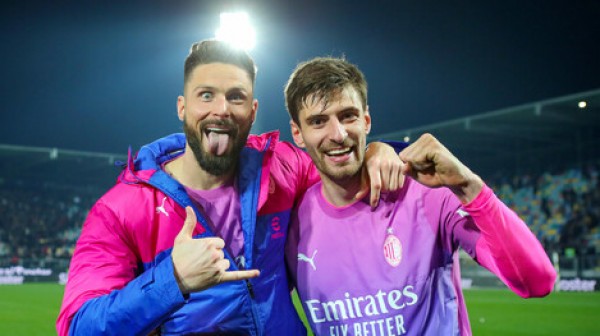 Triunfo agónico de Milan sobre Frosinone