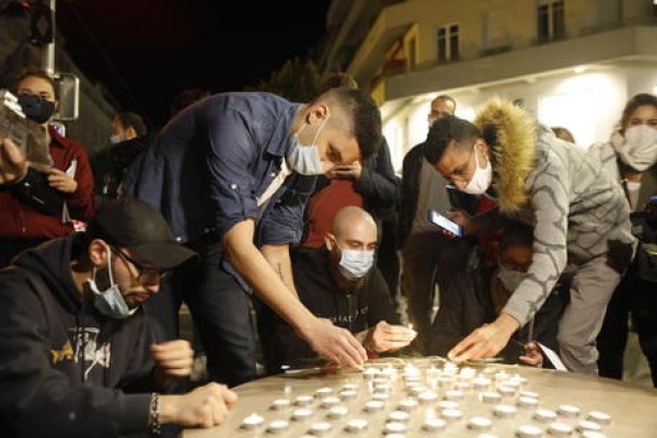 Famiglia inchioda killer Nizza. Fermato un terzo uomo