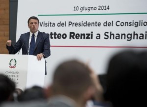 Renzi incontra gli imprenditori italiani a Shanghai