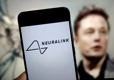 Elon Musk e la sua startup Neuralink