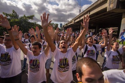 “La U reacciona” denuncia irregularidades en proceso de carnetización de la UCV