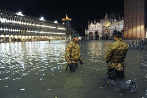 Venecia en colapso Daños por centenares de millones; hablan del un &quot;Apocalipsis&quot;