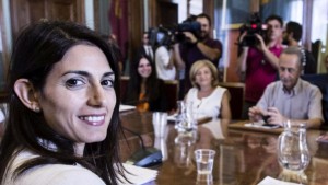 Roma nella tempesta, Raggi: &quot;Io non mi spavento&quot; e scelgo il nuovo capo dellʼAtac: è Manuel Fantasia