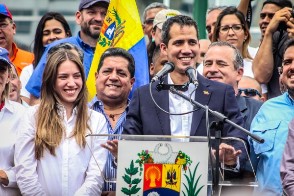 Venezuela, Guaidò è rientrato a Caracas &#039;Presto riusciremo a mettere fine all&#039;usurpazione&#039; di Maduro