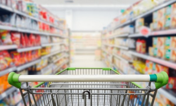 Régimen de Maduro vuelve a aumentar los precios de los 27 productos regulados (Lista)