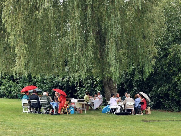 Le 10 giornate mondiali più bizzarre. Dalla festa del gergo pirata a quella del pic-nic