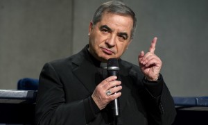  Il cardinale Angelo Becciu