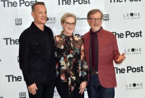Tom Hanks, Meryl Streep y Steven Spielberg, hoy, en Milán, para la presentacion de &quot;The Post&quot;.