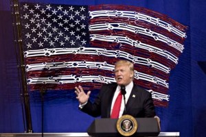 Donald Trump mantiene la promessa, «arriva il taglio tasse più grande della storia»