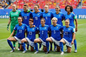 Triunfos de Brasil, Italia e Inglaterra en el Mundial femenino