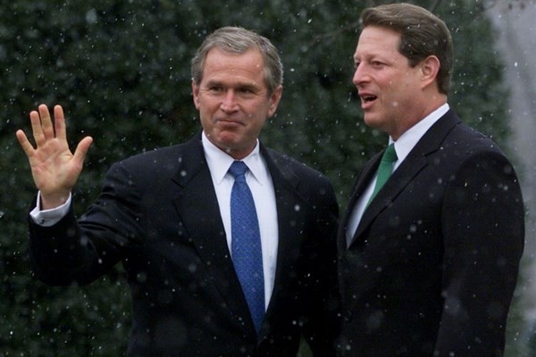 Bush contro Gore, lecture di Thomas H.Lee
