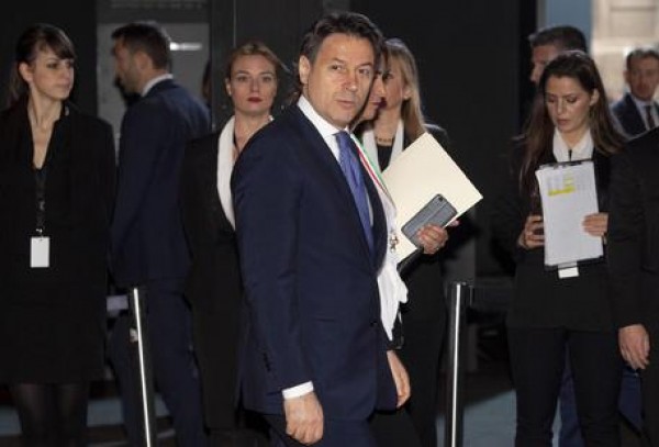 Manovra, 4500 raffica di emendamenti 900 del Pd, 400 del M5S e 230 di Italia Viva. Renzi: &#039;Stop a quota 100&#039;