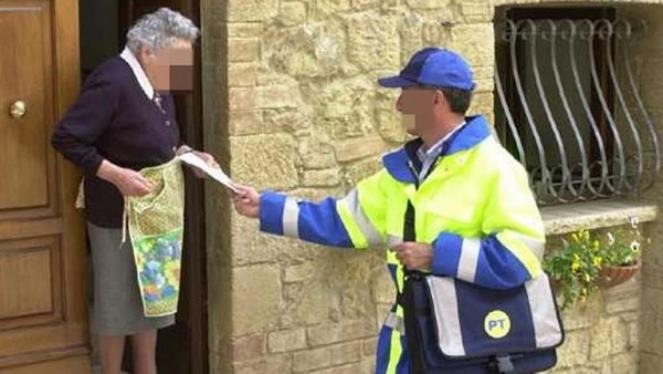 Taranto - Ora il postino bussa anche alla porta dei senza fissa dimora