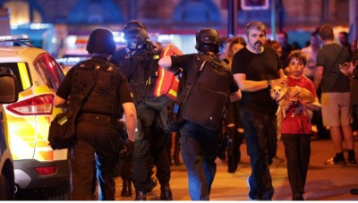 Manchester - 19 morti dopo esplosione al concerto di Ariana Grande