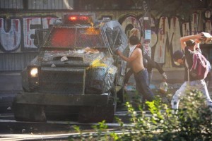 Cile: scontri a Santiago, un morto Distrutto da un incendio uno storico cine club