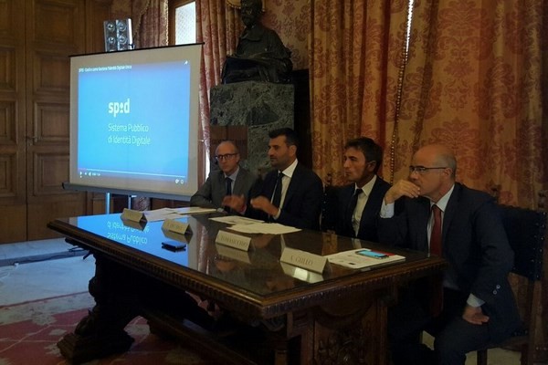 Bari è la prima città metropolitana ad attivare l’identità digitale unica SPID